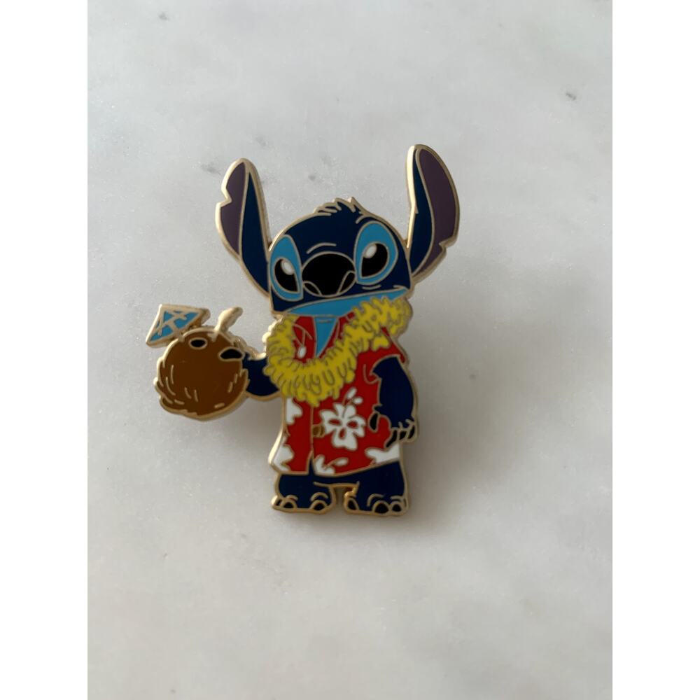 Lilo and Stitch Hawaiin Shirt Lei Coconut Drink Disney Trading Pin